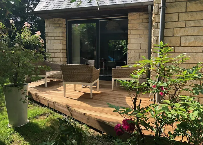 Bed & Breakfast Chez Alix Et Christophe Trelaze